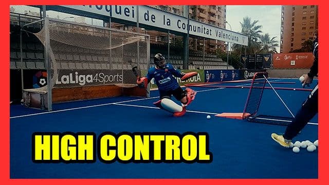 Ejercicios para porteros: control del rebote