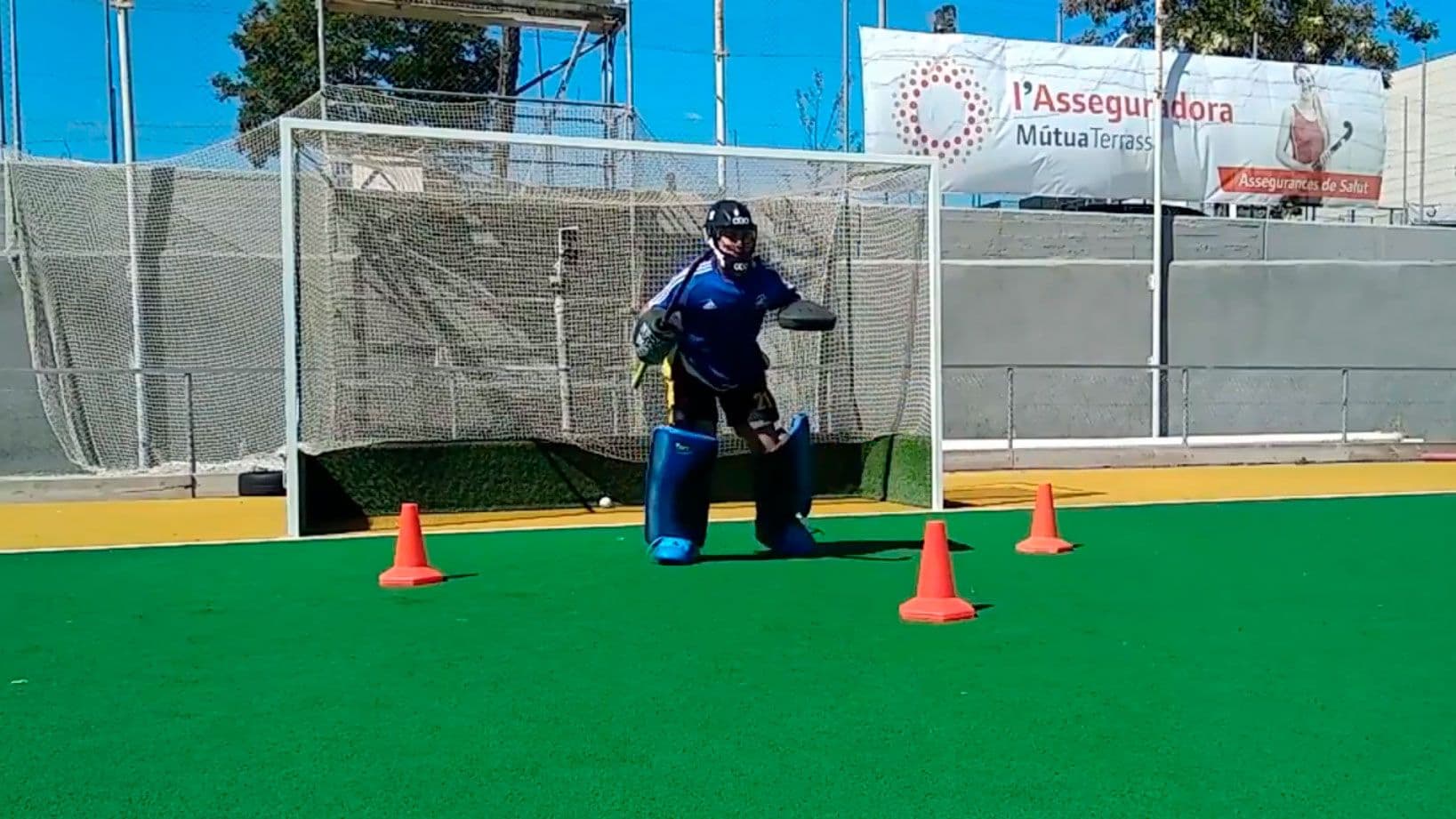Velocidad de desplazamiento del portero de hockey